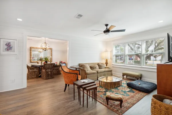 $5,500 | 31 Farmfield Avenue, Charleston, SC 29407