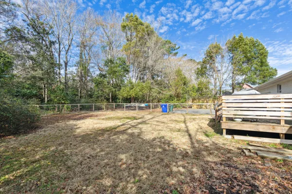$5,500 | 31 Farmfield Avenue, Charleston, SC 29407