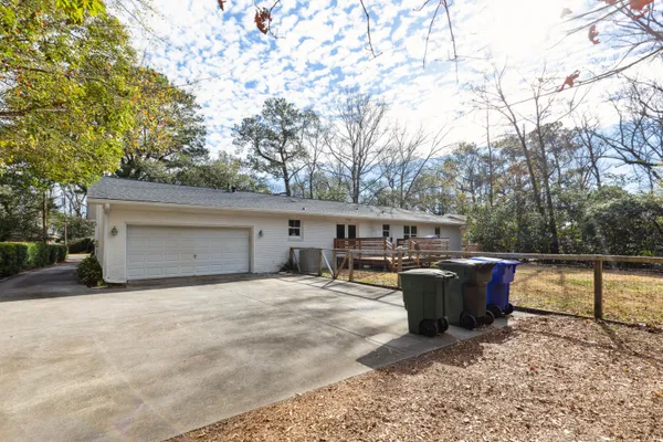 $5,500 | 31 Farmfield Avenue, Charleston, SC 29407