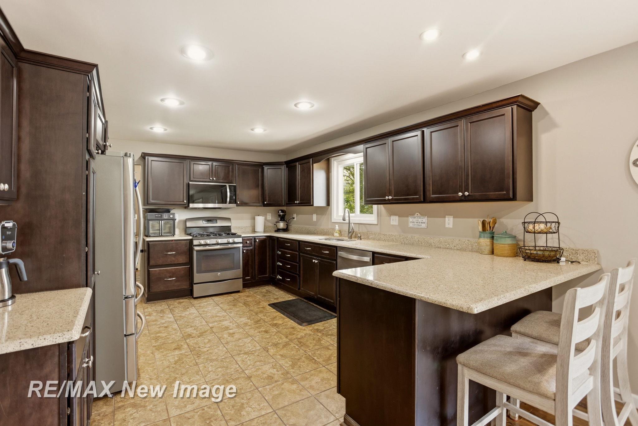 8385 Canada Road Birch Run, MI 48415 - Photo 10 of 58