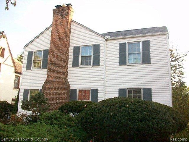 5 Norwich Road Pleasant Ridge, MI 48069 - Photo 10 of 16 102_5246.JPG