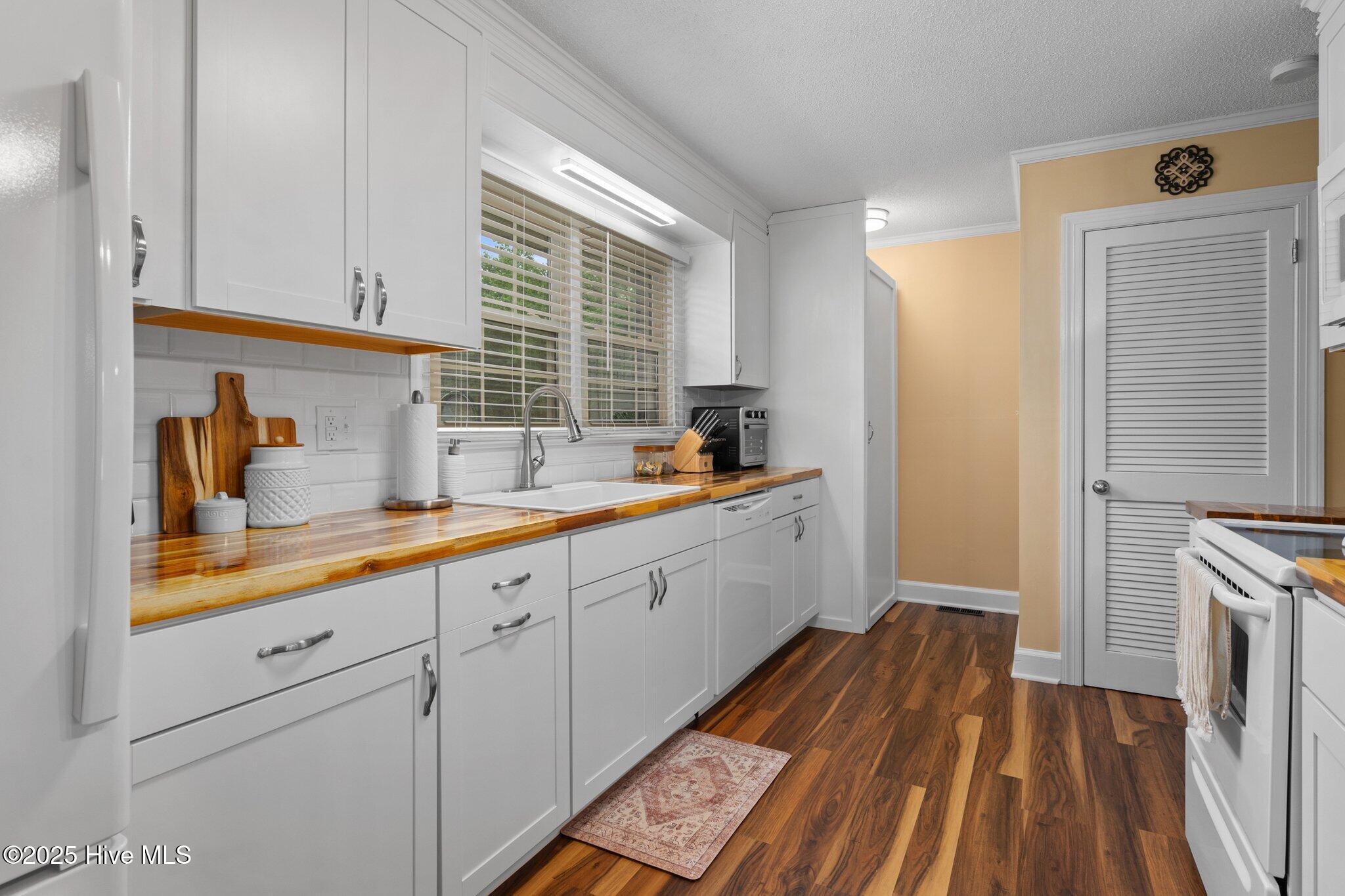 5367 East Blalock Road Wilson, NC 27893 - Photo 13 of 32 012-5367EastBlalockRoad-Wilson-NC-27893-