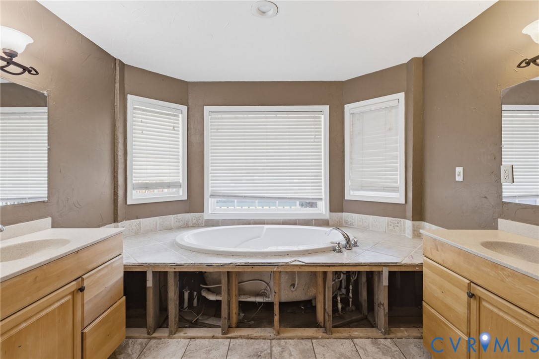 21801 Skinquarter Road Moseley, VA 23120 - Photo 17 of 30