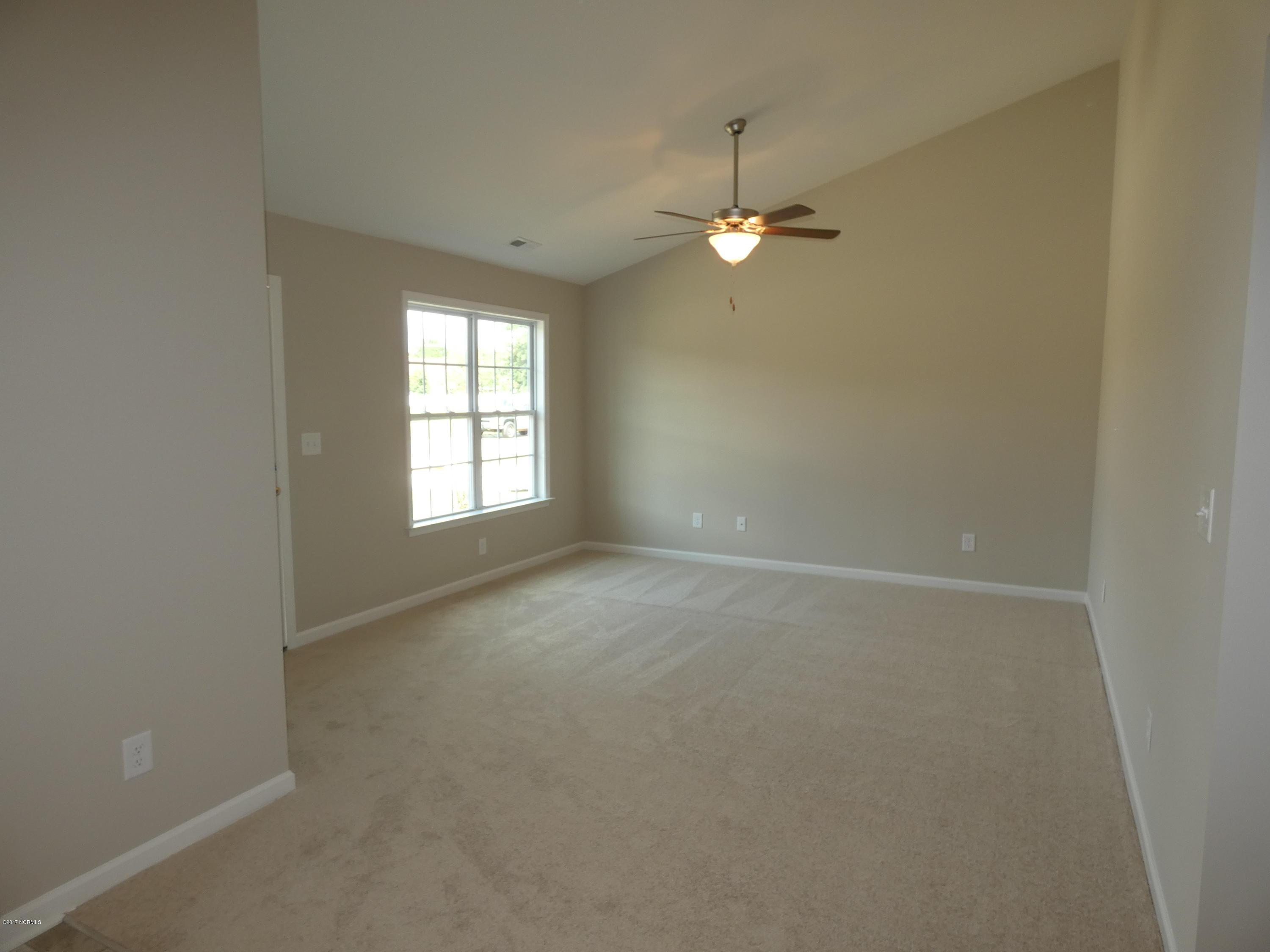 1981 Sapphire Road Rocky Mount, NC 27804 - Photo 5 of 65 1981 Sapphire Great Room