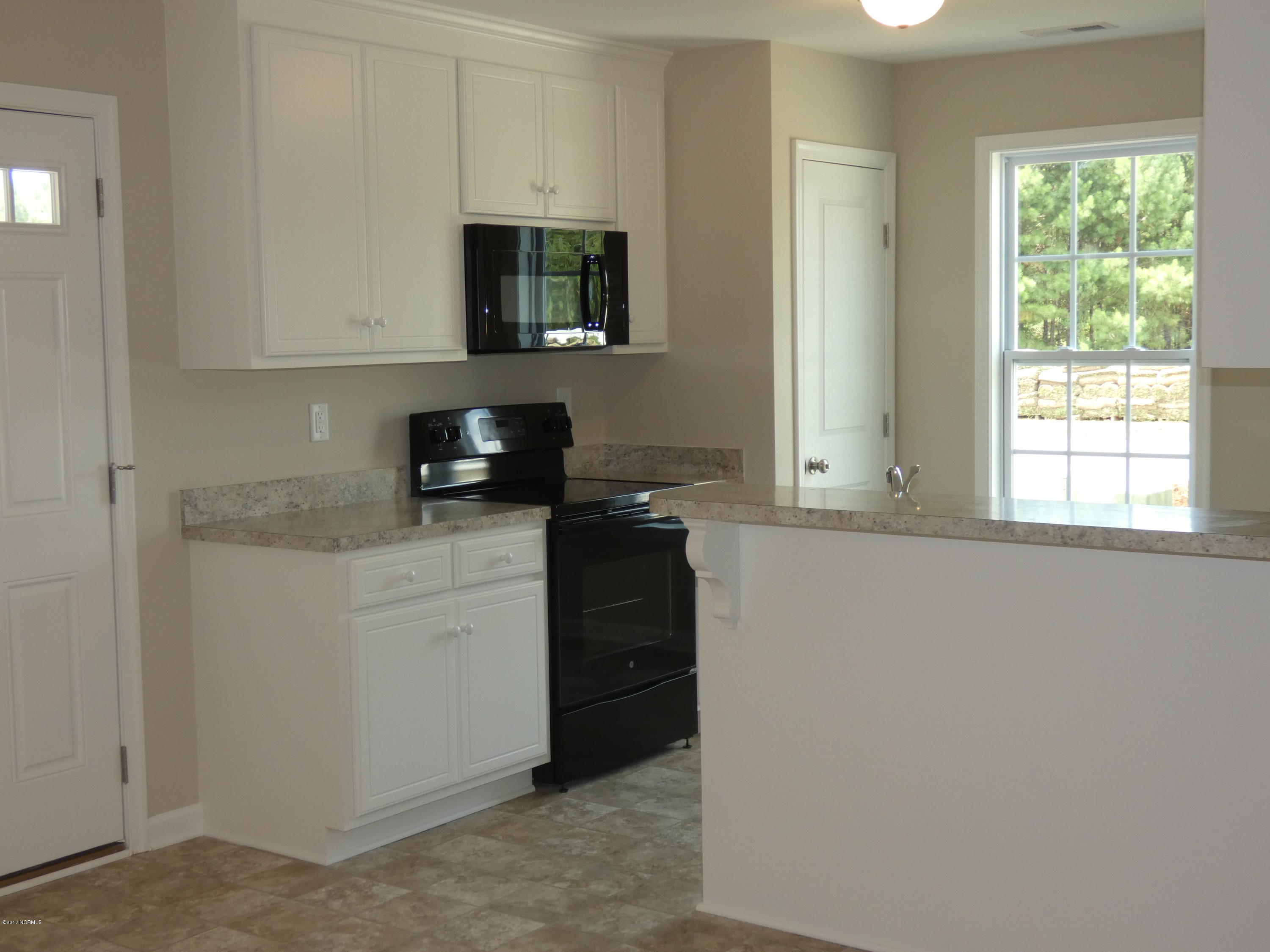 1981 Sapphire Road Rocky Mount, NC 27804 - Photo 6 of 65 1981 Sapphire Kitchen