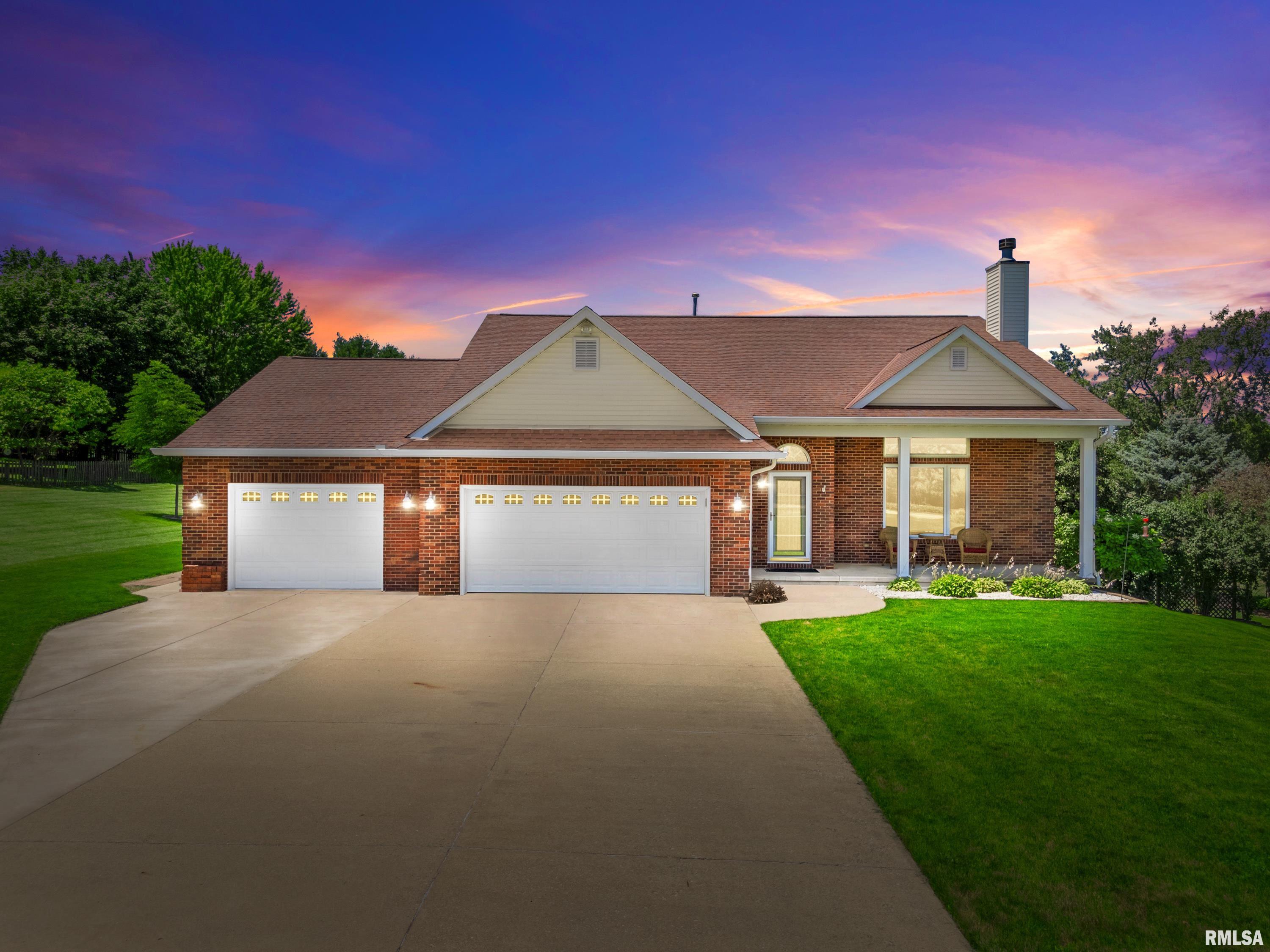 13021 North Bland Road Dunlap, IL 61525 - Photo 2 of 32