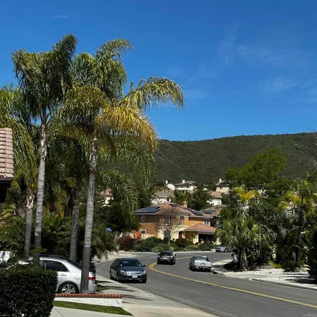 $5,200 | 732 Via Barquero, San Marcos, CA 92069