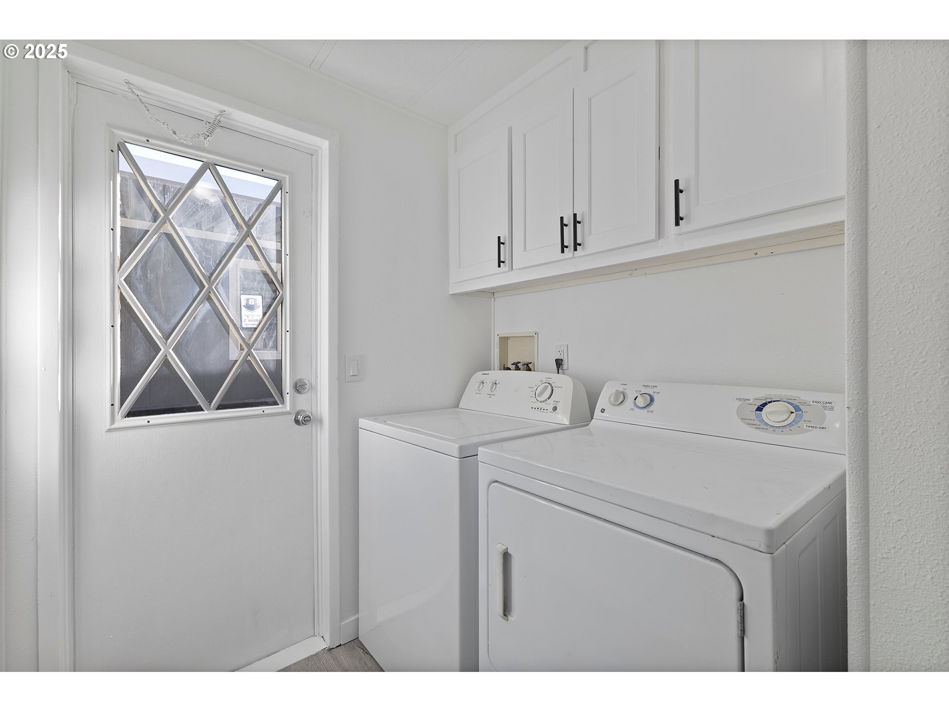 1901 Southeast Minter Bridge Road, Unit 20 Hillsboro, OR 97123 - Photo 11 of 17