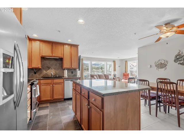 $455,000 | 300 North Pacific Street, Unit 37, Rockaway Beach, OR 97136