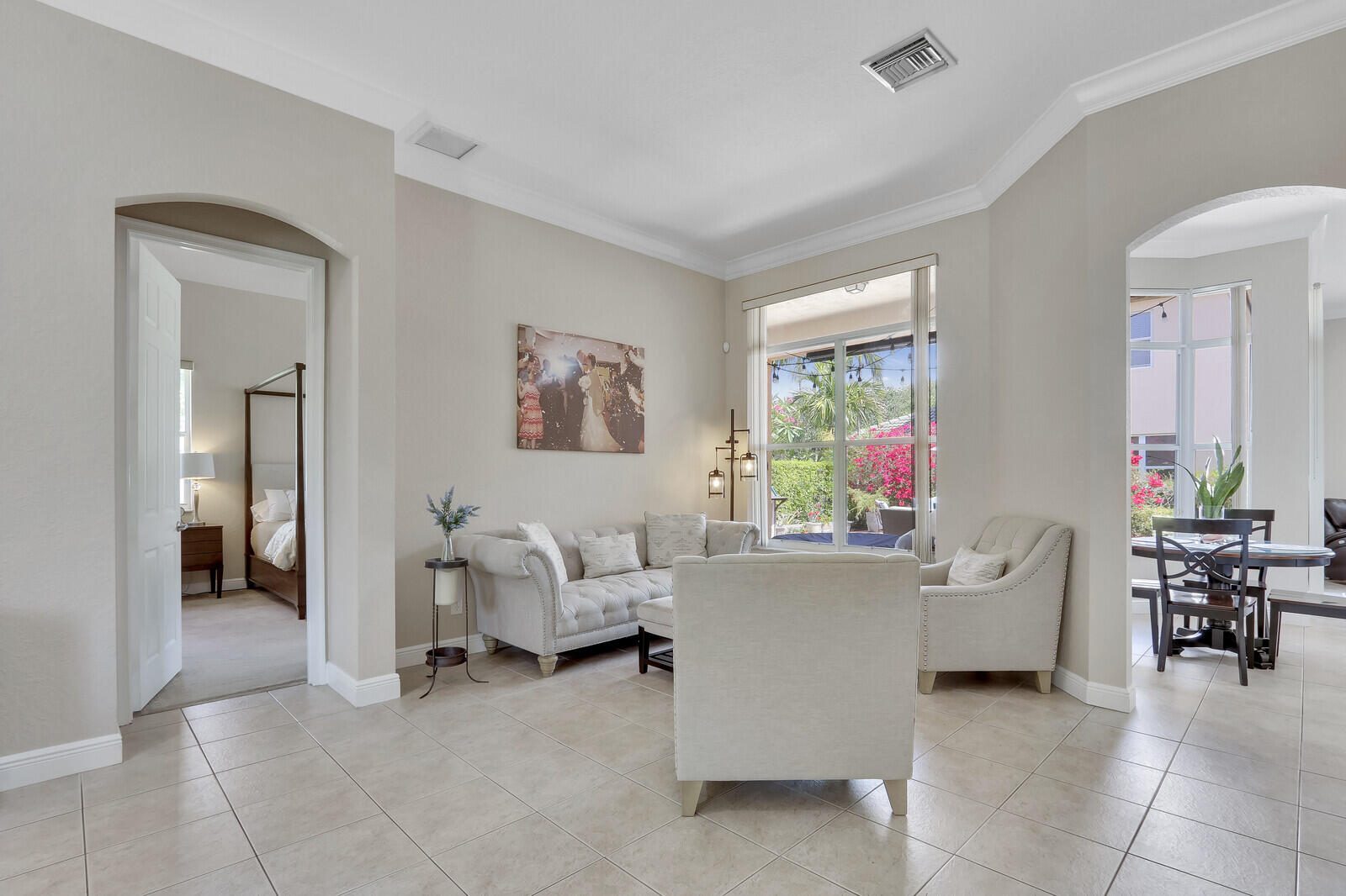 146 Magnolia Way Tequesta, FL 33469 - Photo 17 of 81 44_image_25_mls