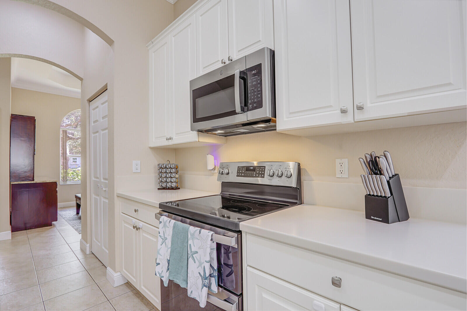 146 Magnolia Way Tequesta, FL 33469 - Photo 27 of 81 34_Image_15_mls