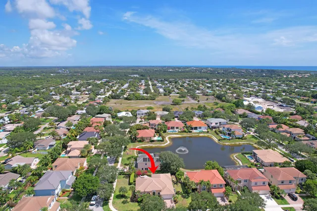 $1,099,995 | 146 Magnolia Way, Tequesta, FL 33469