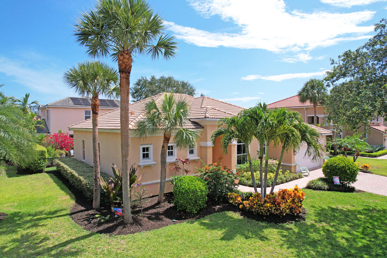 146 Magnolia Way Tequesta, FL 33469 - Photo 8 of 81 02_Aerial_2_mls