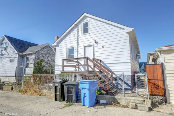 $388,000 | 3649 North Overhill Avenue, Chicago, IL 60634