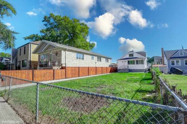 $388,000 | 3649 North Overhill Avenue, Chicago, IL 60634