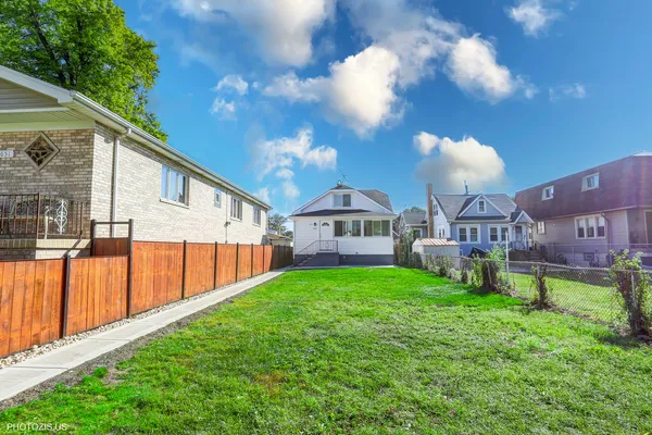 $388,000 | 3649 North Overhill Avenue, Chicago, IL 60634
