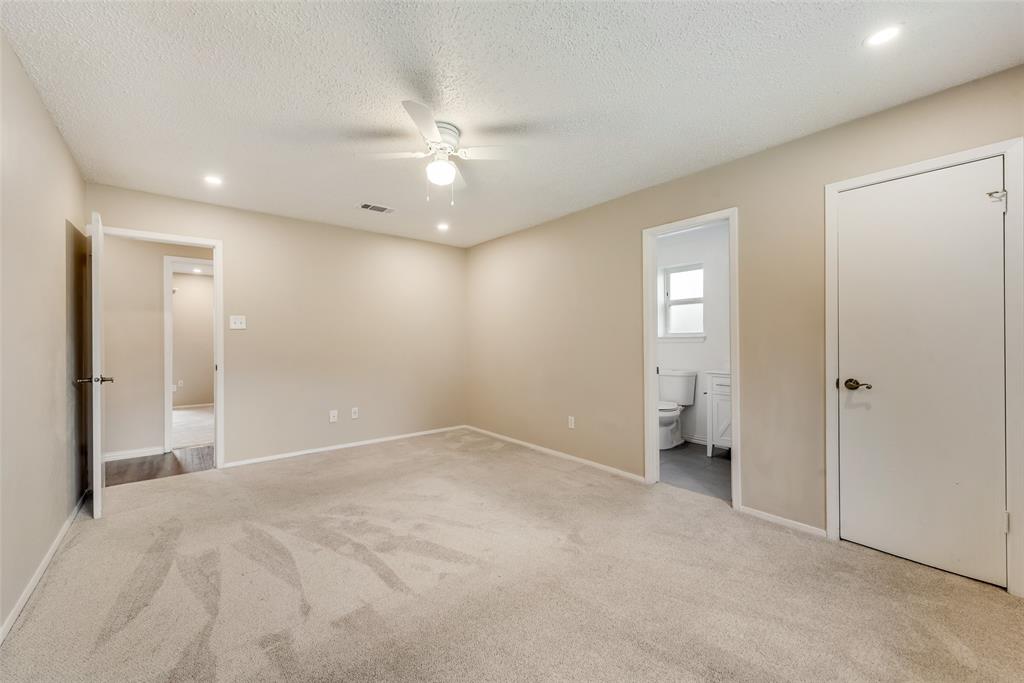 512 West Oakdale Road Irving, TX 75060 - Photo 22 of 39