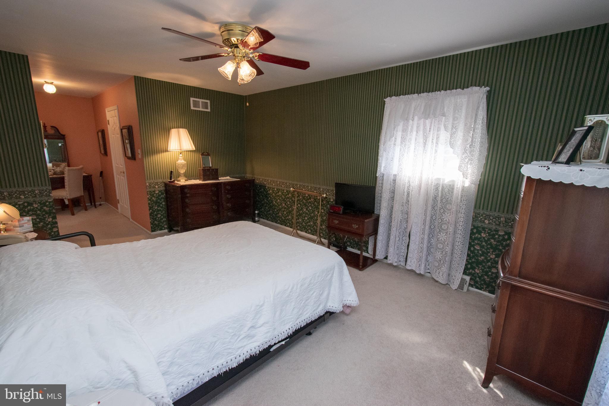 119 Woodstream Road Boothwyn, PA 19061 - Photo 22 of 51 Gallery Image 22