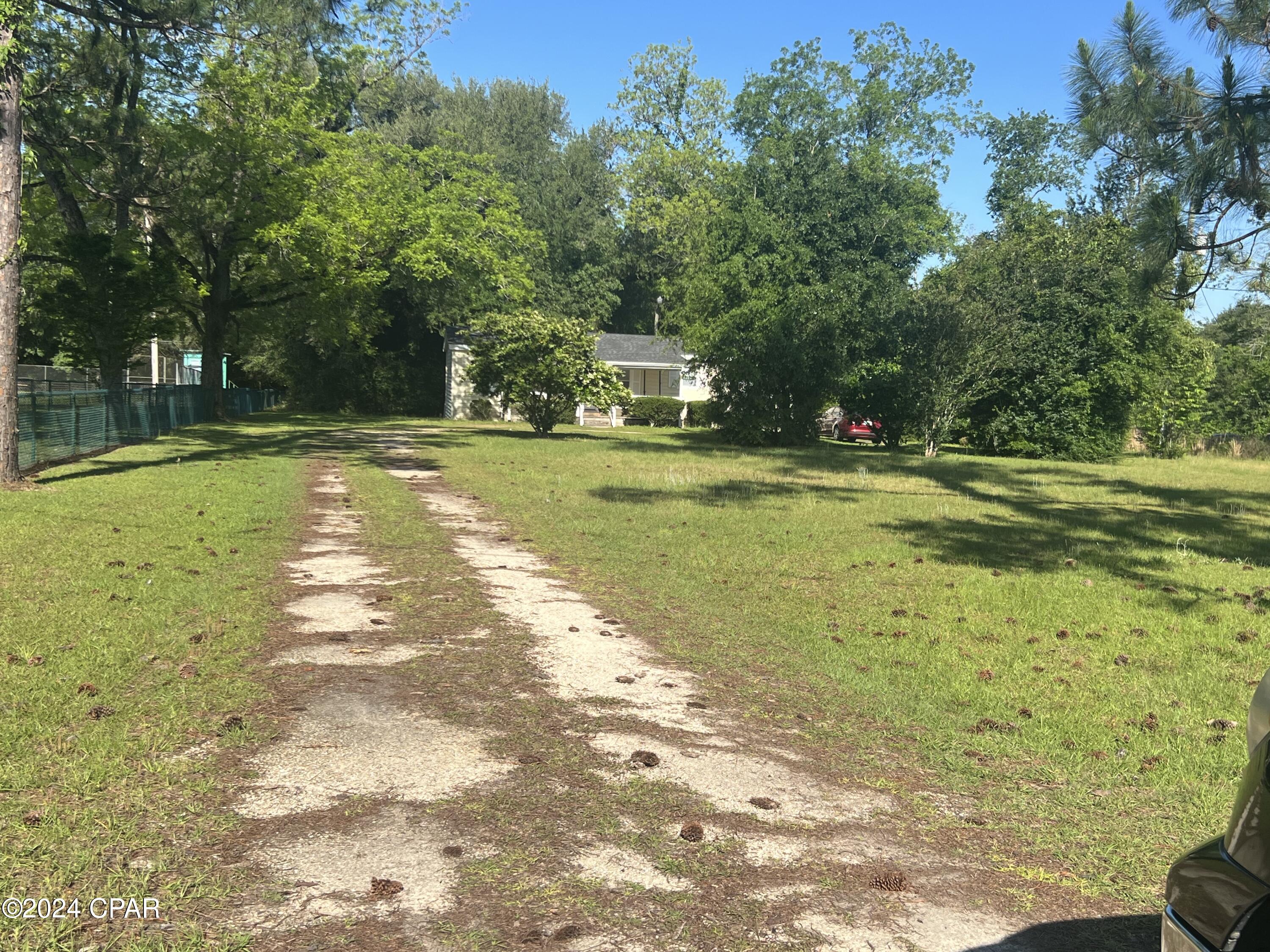 4981 Basswood Road Bascom, FL 32423 - Photo 4 of 17