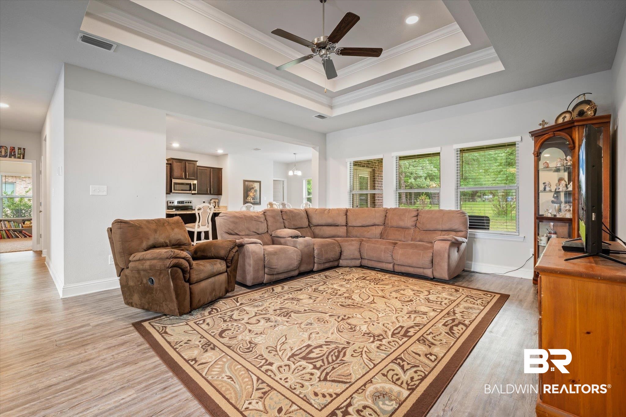 8985 Amelia Drive Mobile, AL 36695 - Photo 2 of 32