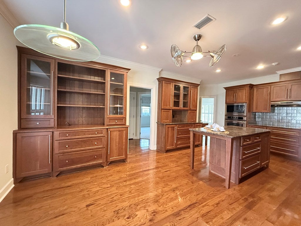 3201 Ridgefield Lane Valdosta, GA 31602 - Photo 8 of 39 Gallery Image 8