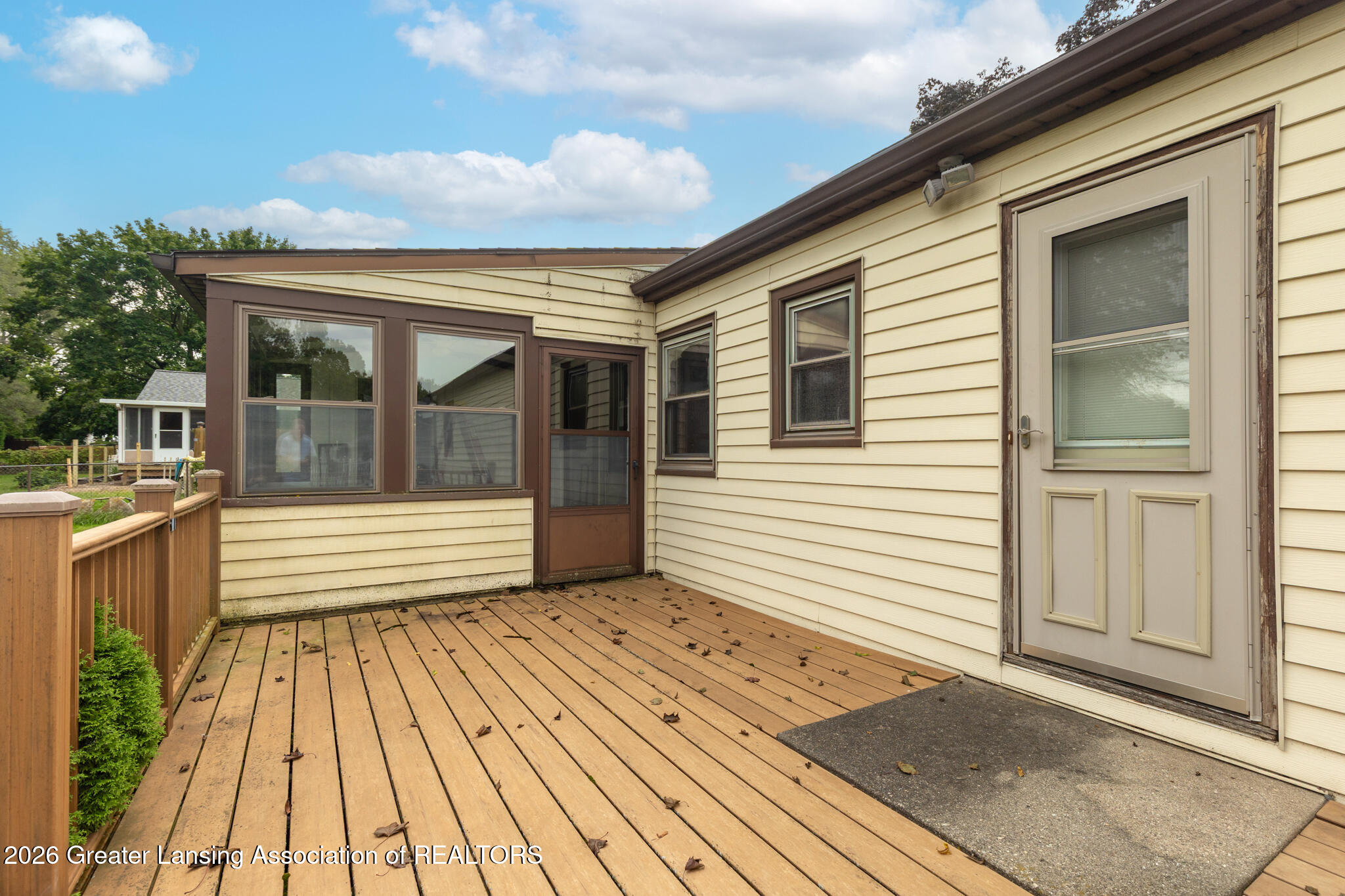 15417 Boichot Road Lansing, MI 48906 - Photo 8 of 9 15417_Boichot_EXTERIOR_KAREN-8