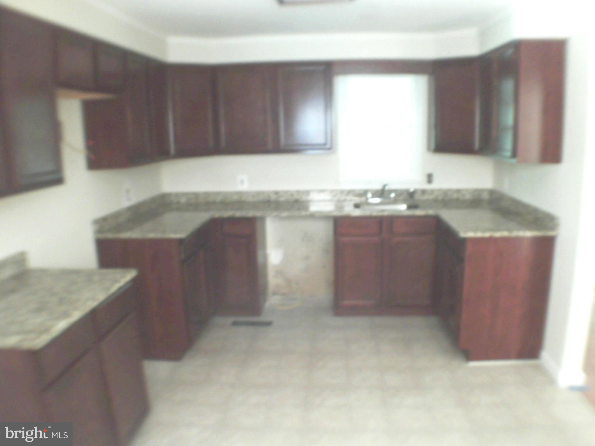 683 Holly Corner Road Fredericksburg, VA 22406 - Photo 4 of 13 Kitchen