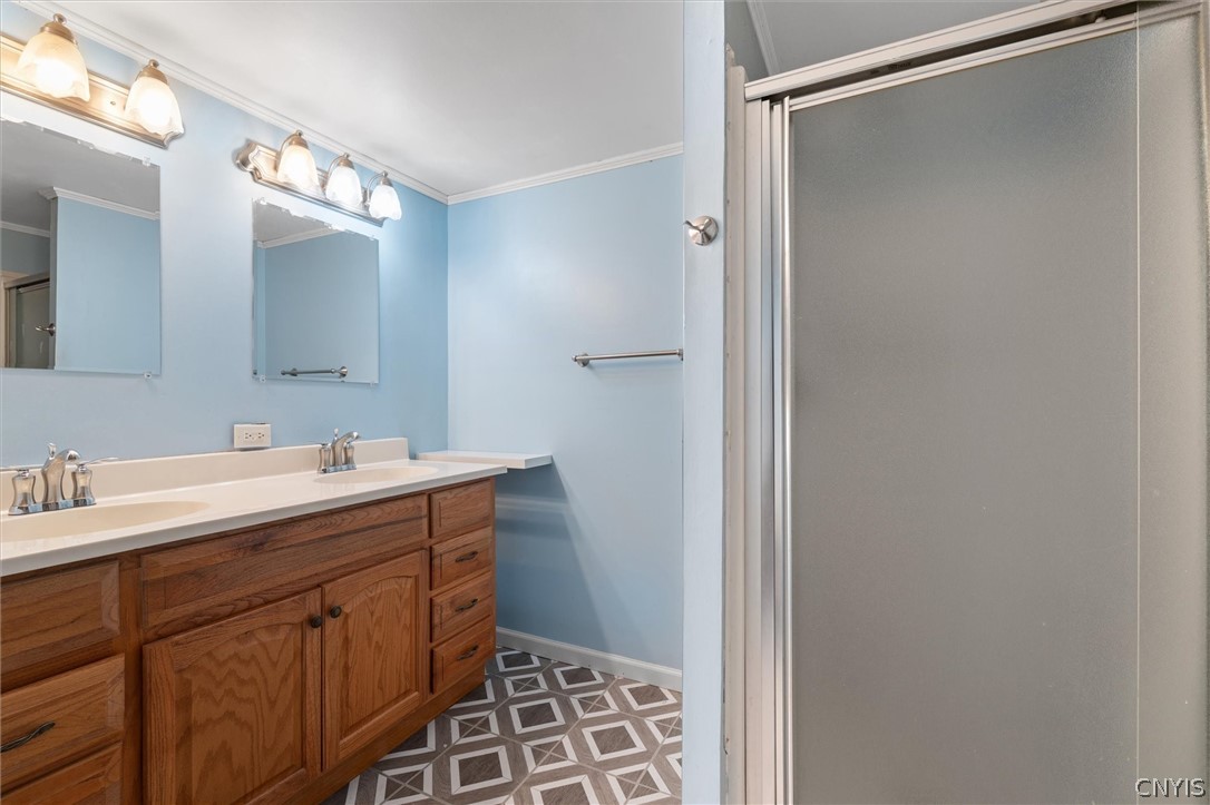 5969 Middle Road Stockbridge, NY 13409 - Photo 20 of 26 Bathroom