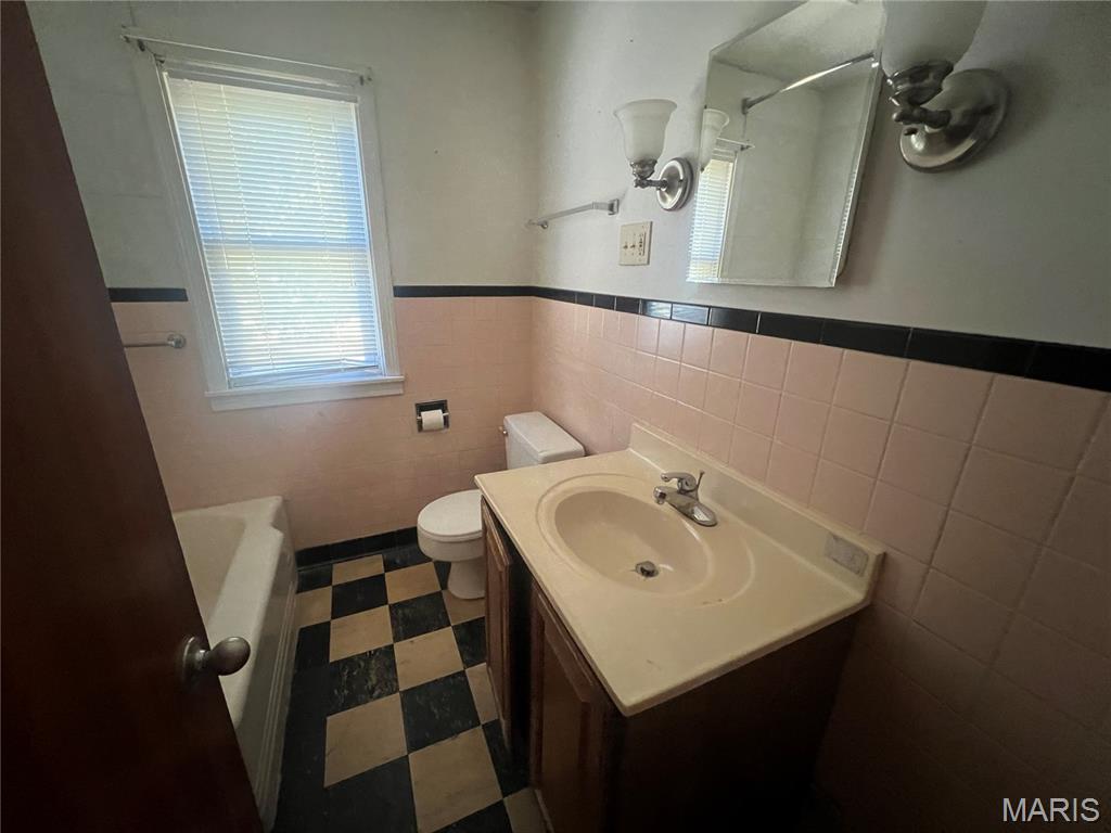 301 East 7th N Street Mount Olive, IL 62069 - Photo 11 of 21