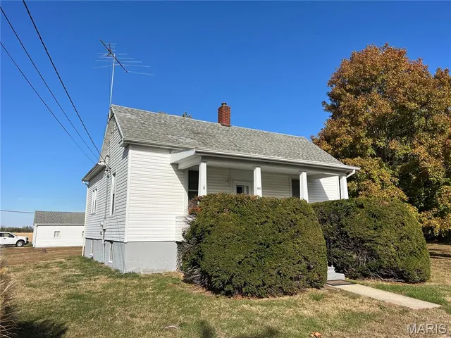 $77,000 | 301 East 7th N Street, Mount Olive, IL 62069