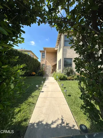 $1,750 | 5255 1/2 Via Campo Street, Los Angeles, CA 90022