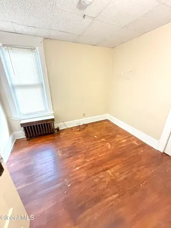 $1,500 | 1826 Campbell Avenue, Unit 2, Schenectady, NY 12306