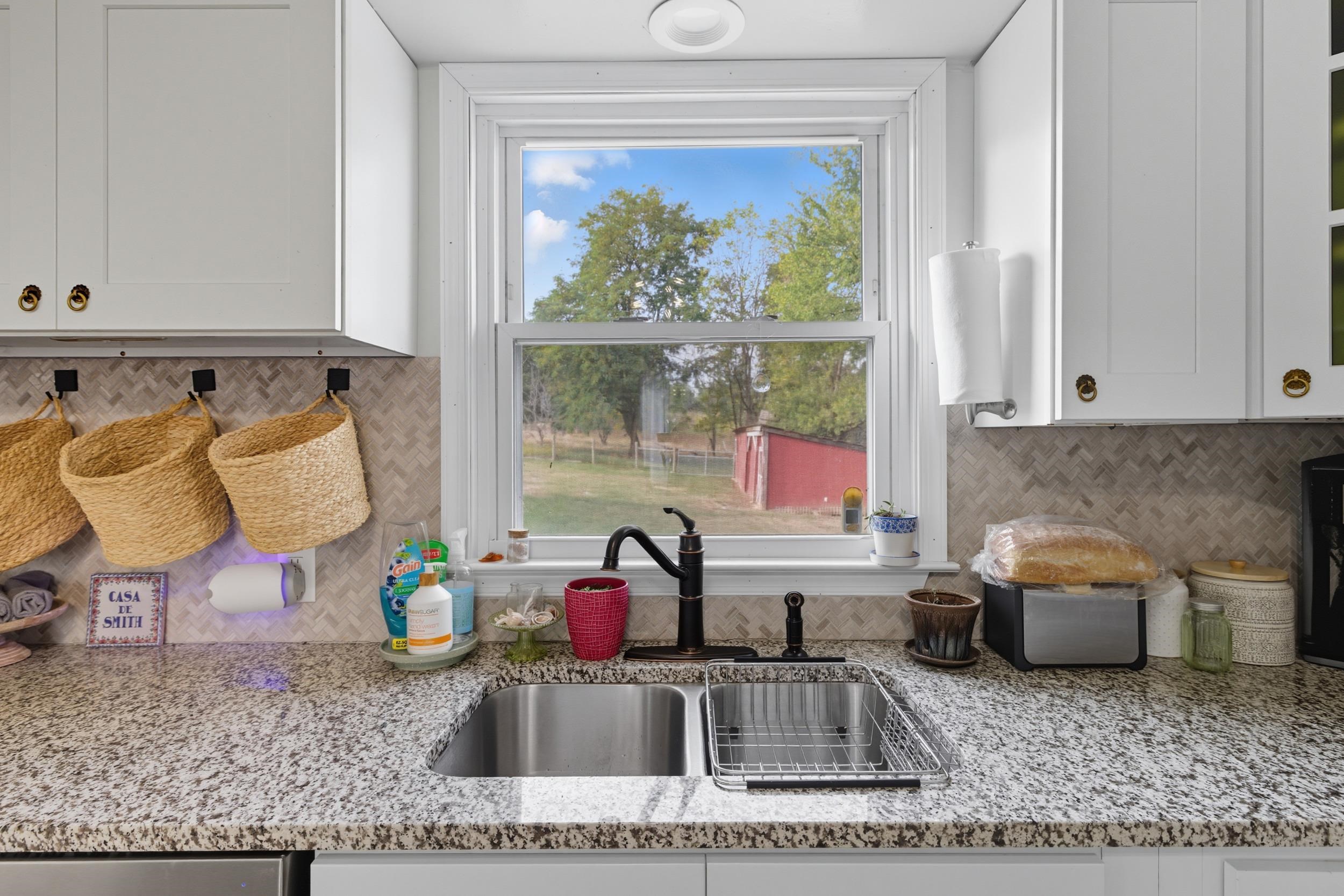 8449 Indian Trail Road Harrisonburg, VA 22802 - Photo 5 of 75