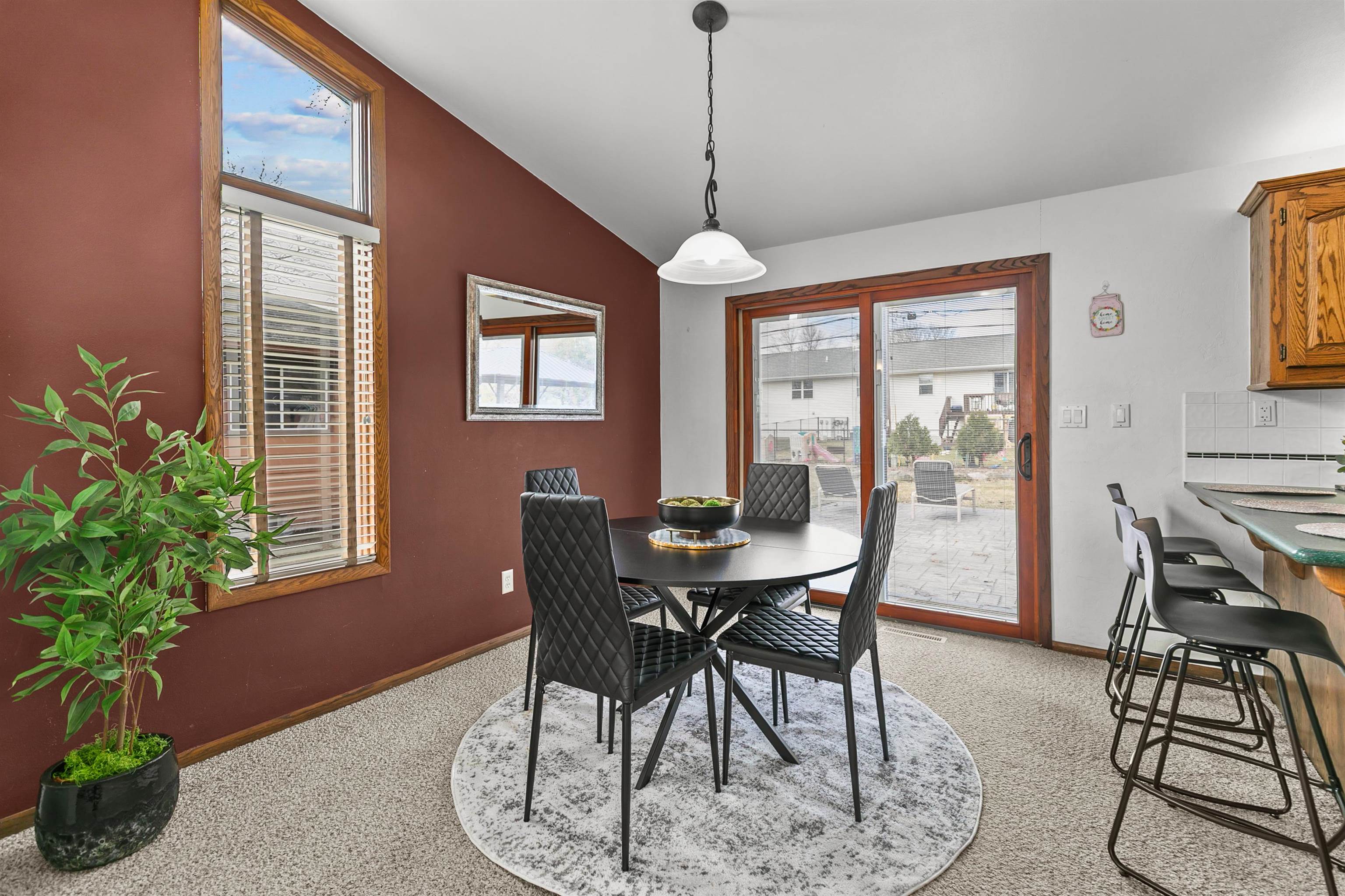1268 Mayer Street Menasha, WI 54952 - Photo 11 of 52