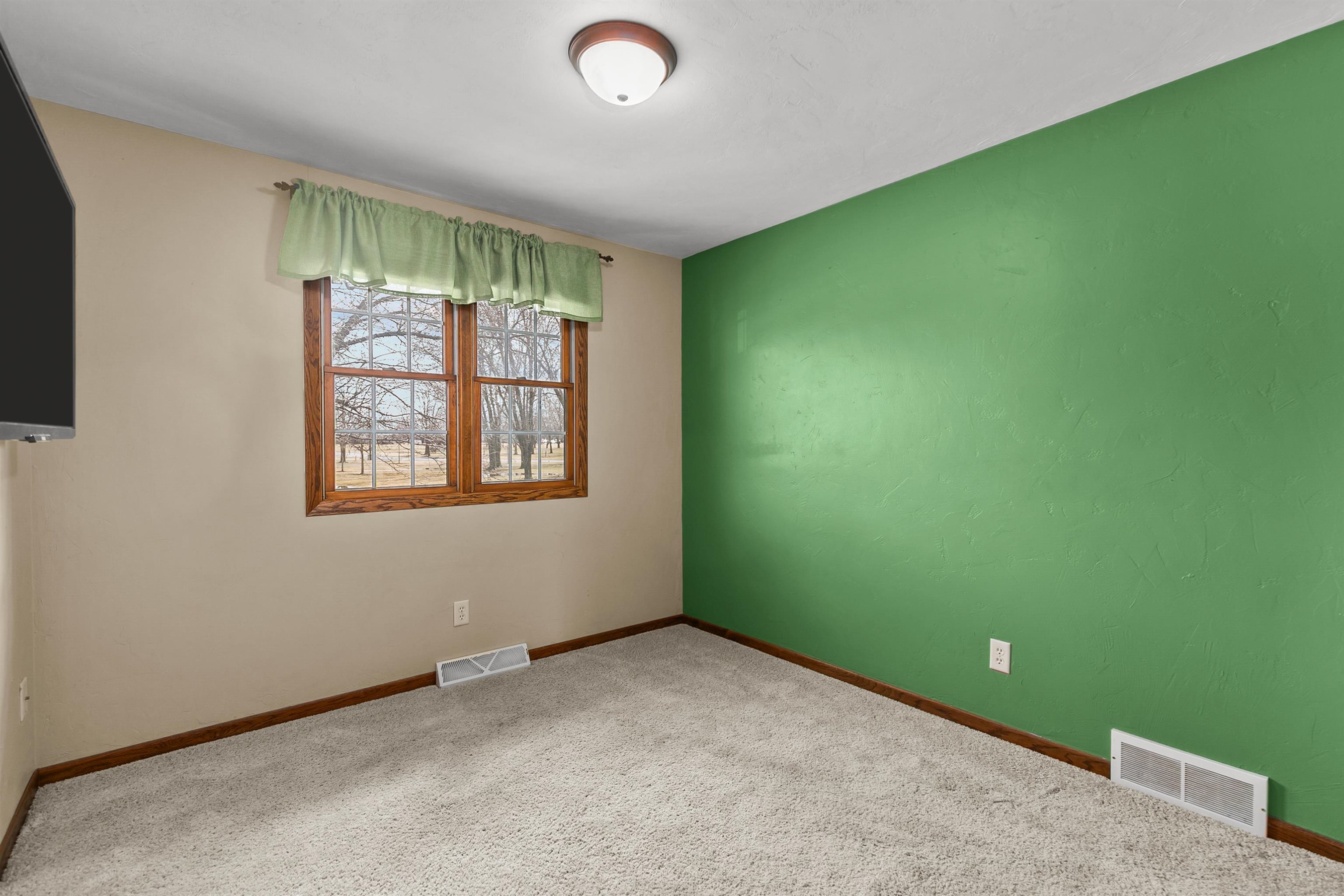 1268 Mayer Street Menasha, WI 54952 - Photo 25 of 52