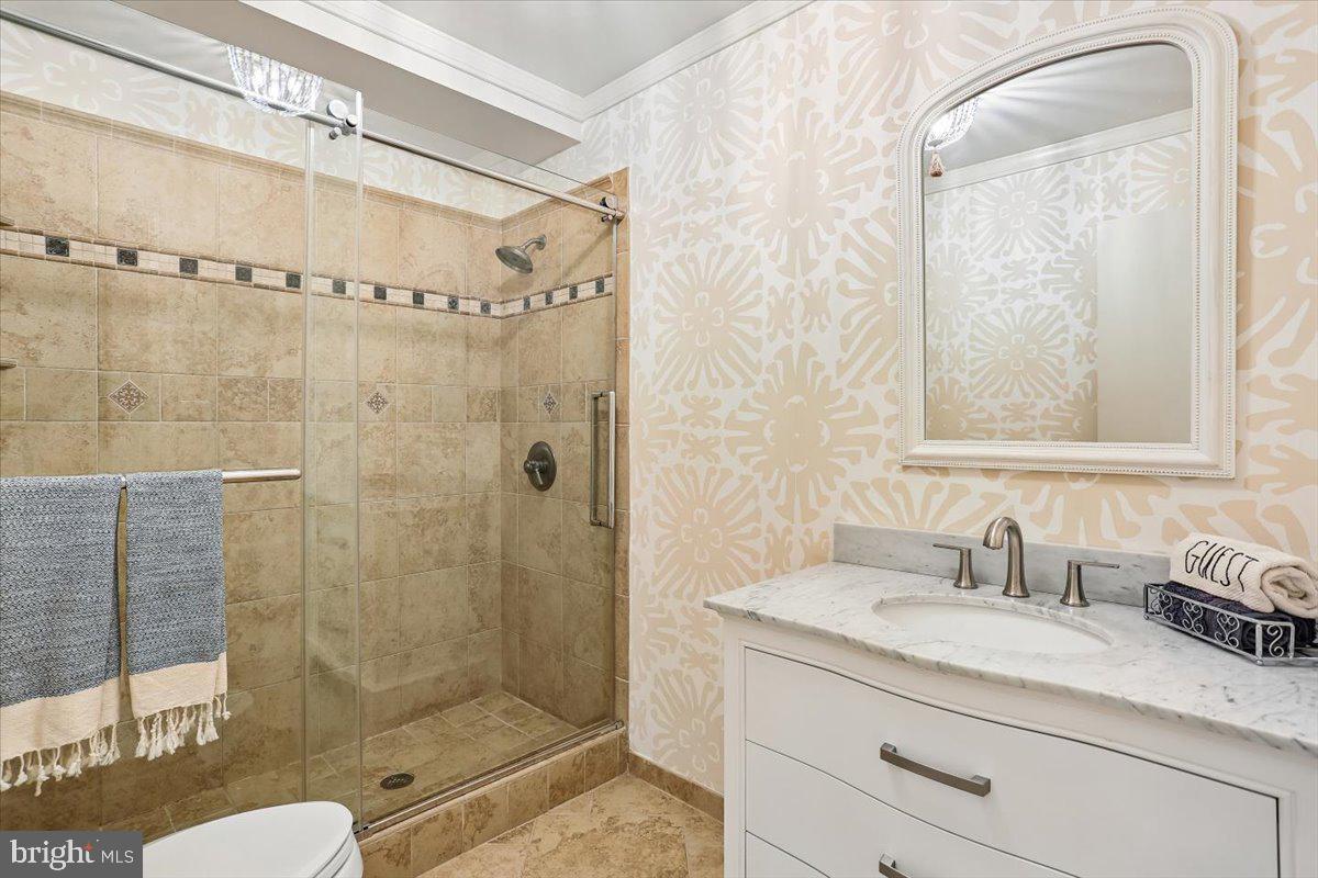 8603 Brickyard Road Potomac, MD 20854 - Photo 32 of 135 Full Hall Bath #2