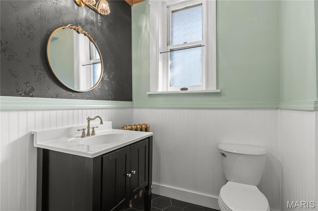 1912 Adelaide Avenue St. Louis, MO 63107 - Photo 9 of 32