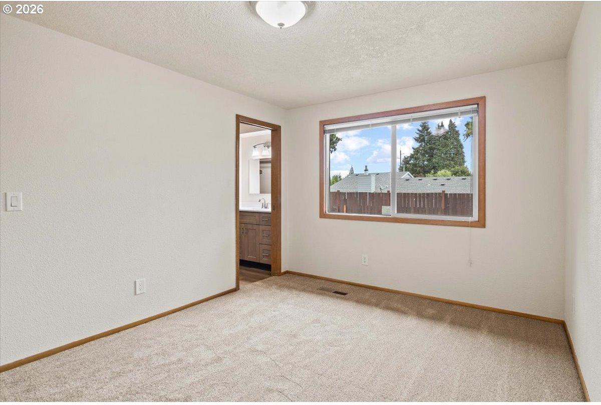 5122 Sunnyside Road Southeast Salem, OR 97306 - Photo 30 of 41 Gallery Image 30
