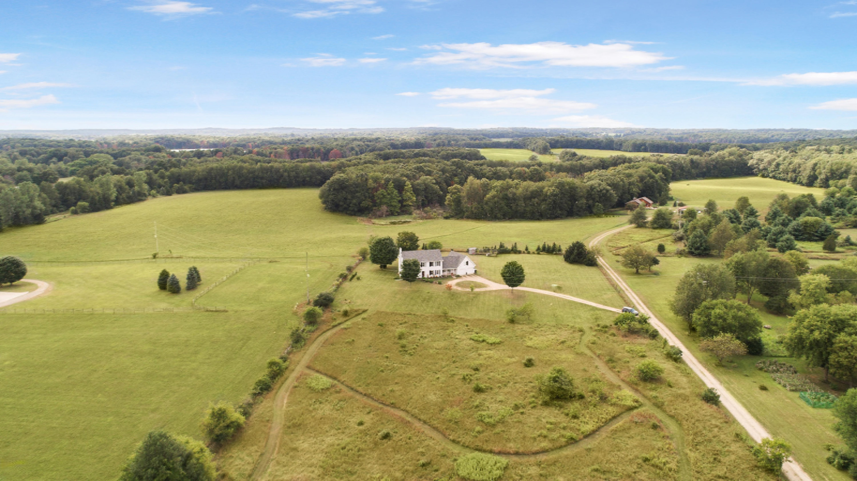 14642 Lockshore Road Hickory Corners, MI 49060 - Photo 33 of 38 1916-DJI_0073