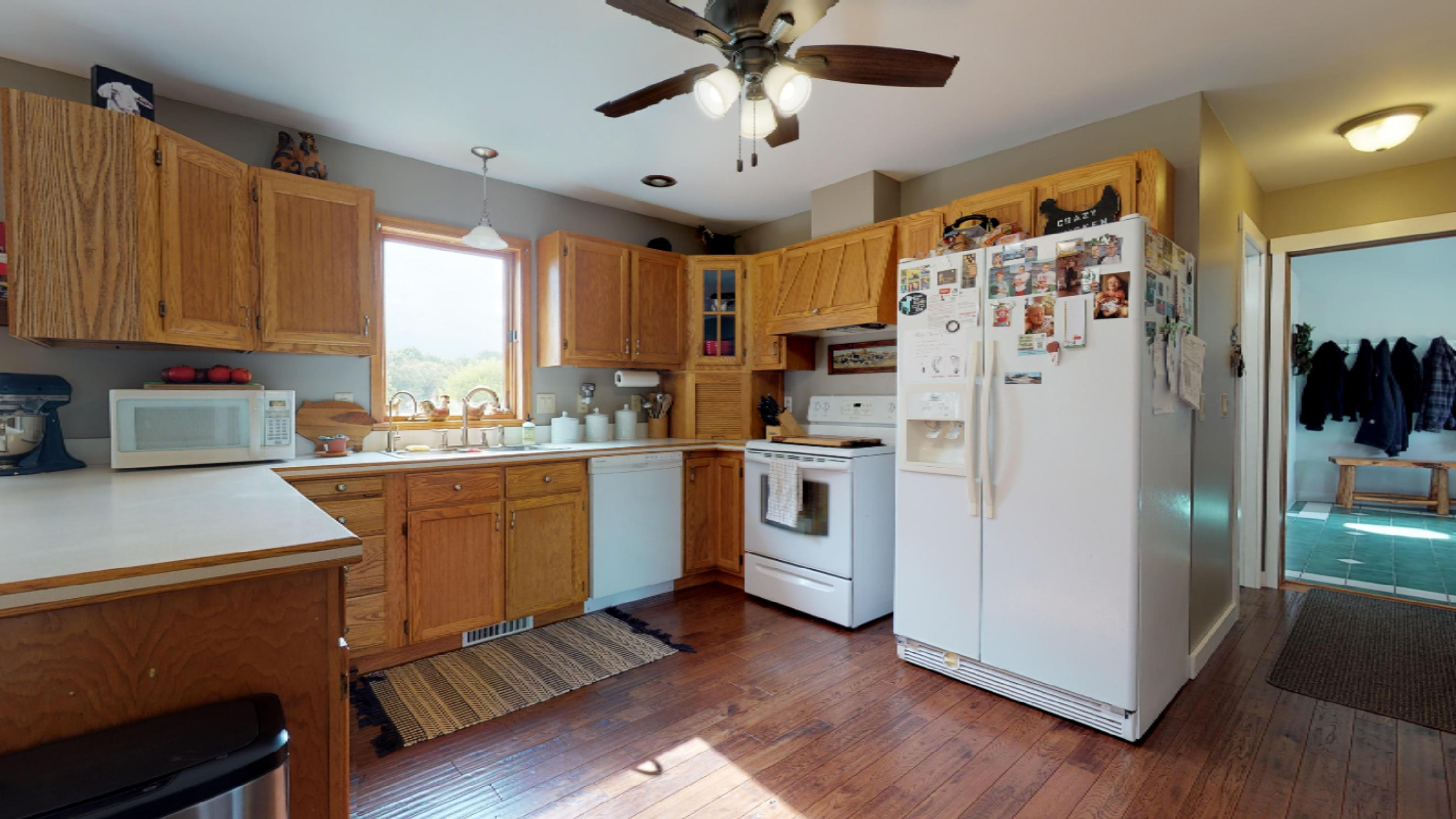 14642 Lockshore Road Hickory Corners, MI 49060 - Photo 6 of 38 ERA-Reardon-Realty-14642-Lockshore-Rd-Hi