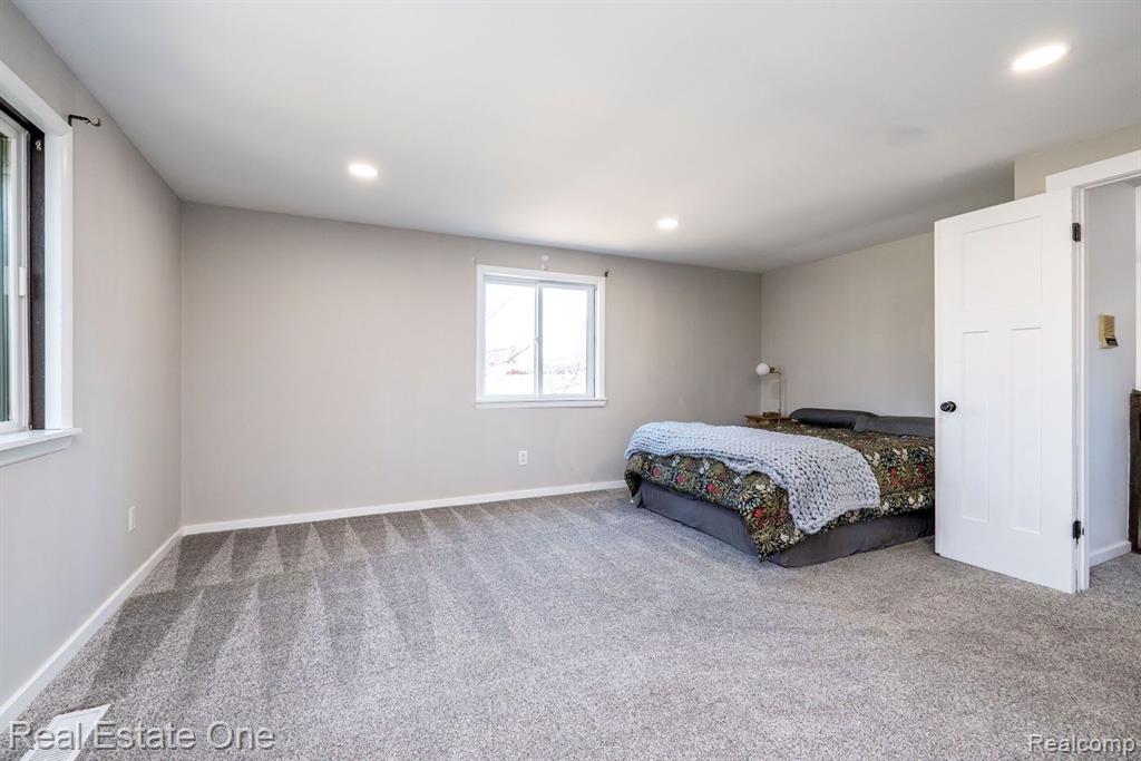 60735 Mound Road Washington, MI 48094 - Photo 35 of 43