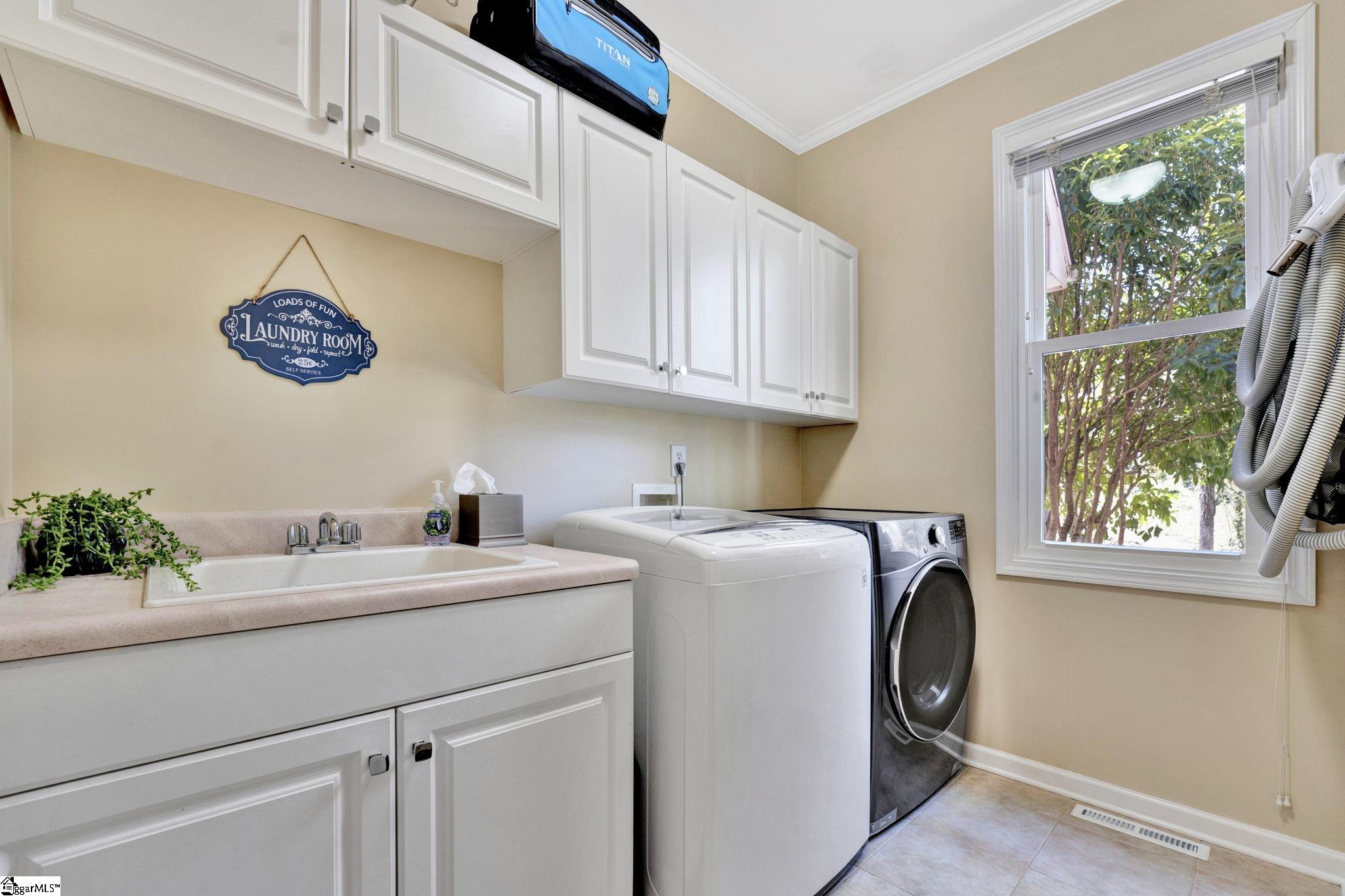 100 Powers Garden Road Simpsonville, SC 29681 - Photo 8 of 36 Gallery Image 8