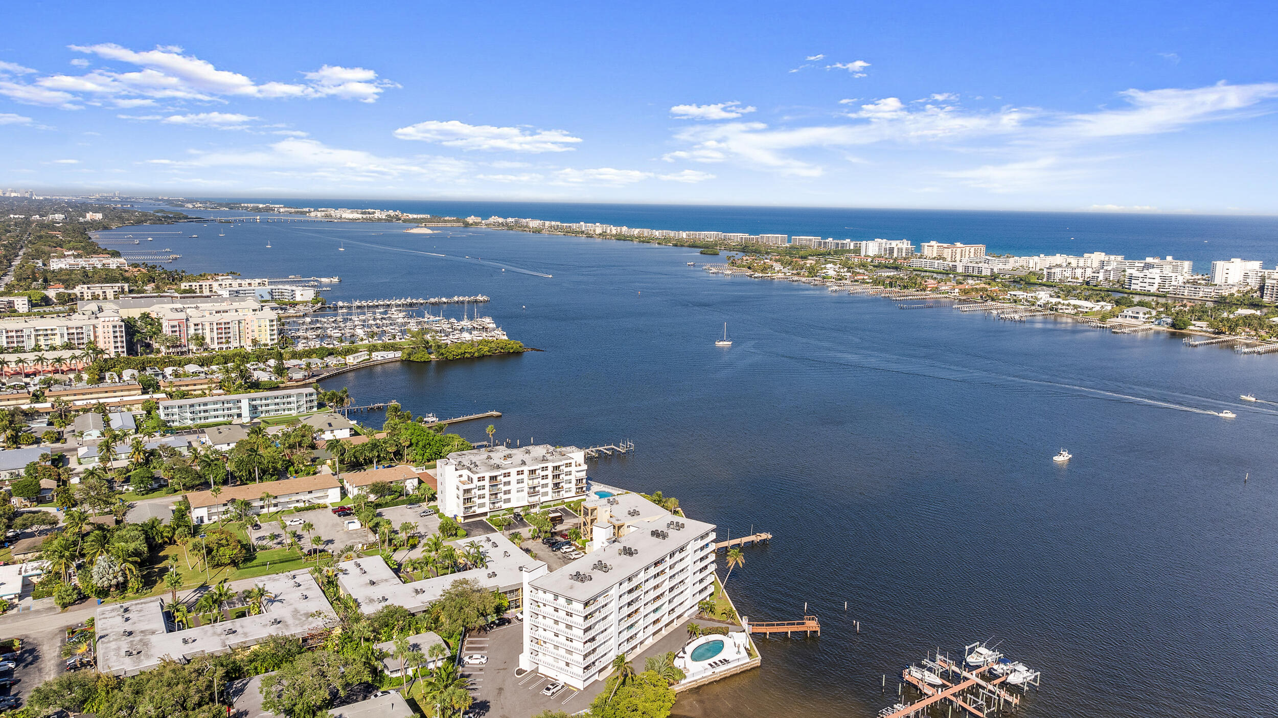 231 East Lantana Road, Unit 402 Lantana, FL 33462 - Photo 32 of 36 Aerial View