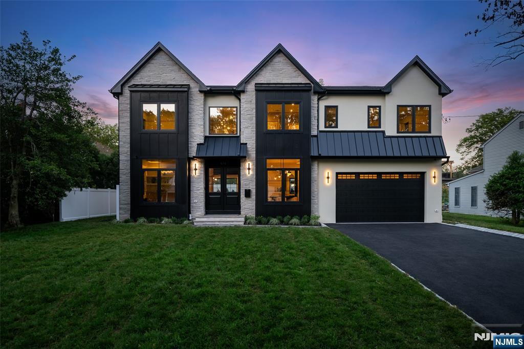 474 Oregon Street Paramus, NJ 07652 - Photo 1 of 44