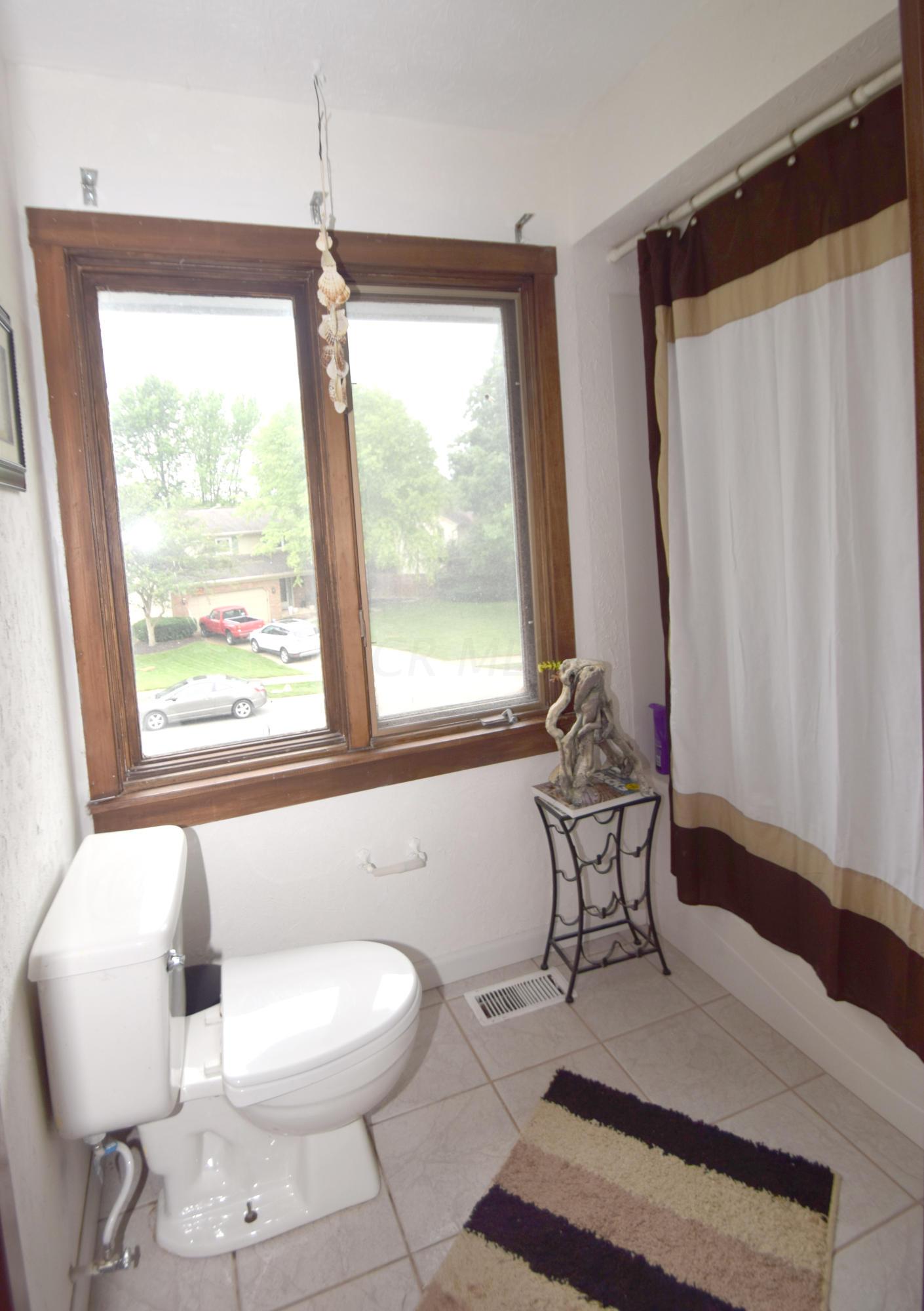 1206 Chatham Ridge Road Westerville, OH 43081 - Photo 17 of 24 Gallery Image 17