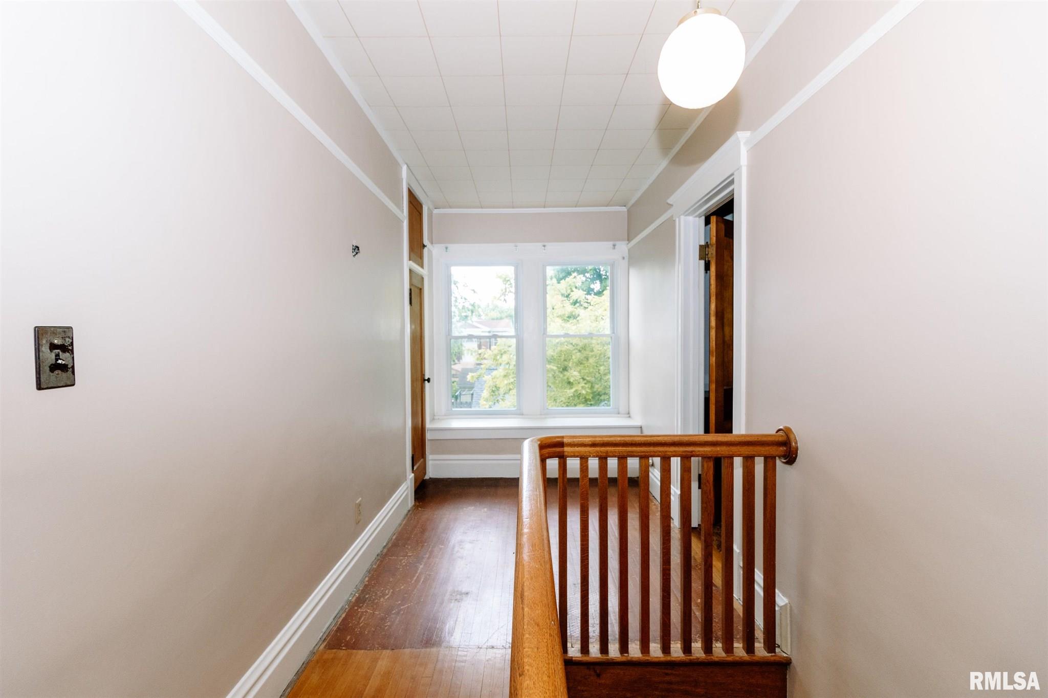 110 North High Street Washington, IL 61571 - Photo 25 of 42 Gallery Image 25