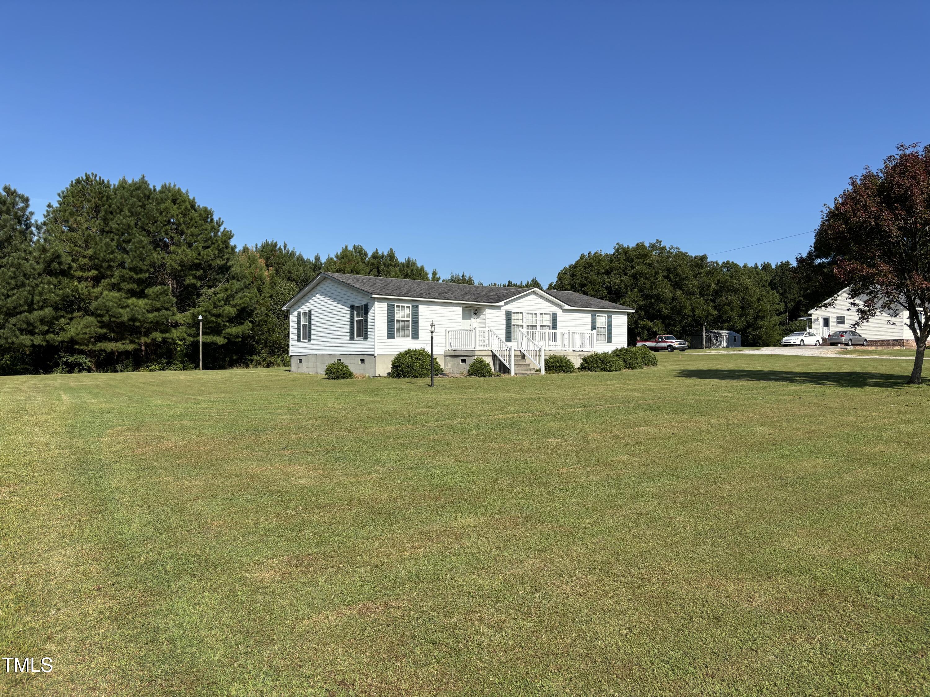 99 Kelly Road Henderson, NC 27537 - Photo 2 of 18 IMG_9788