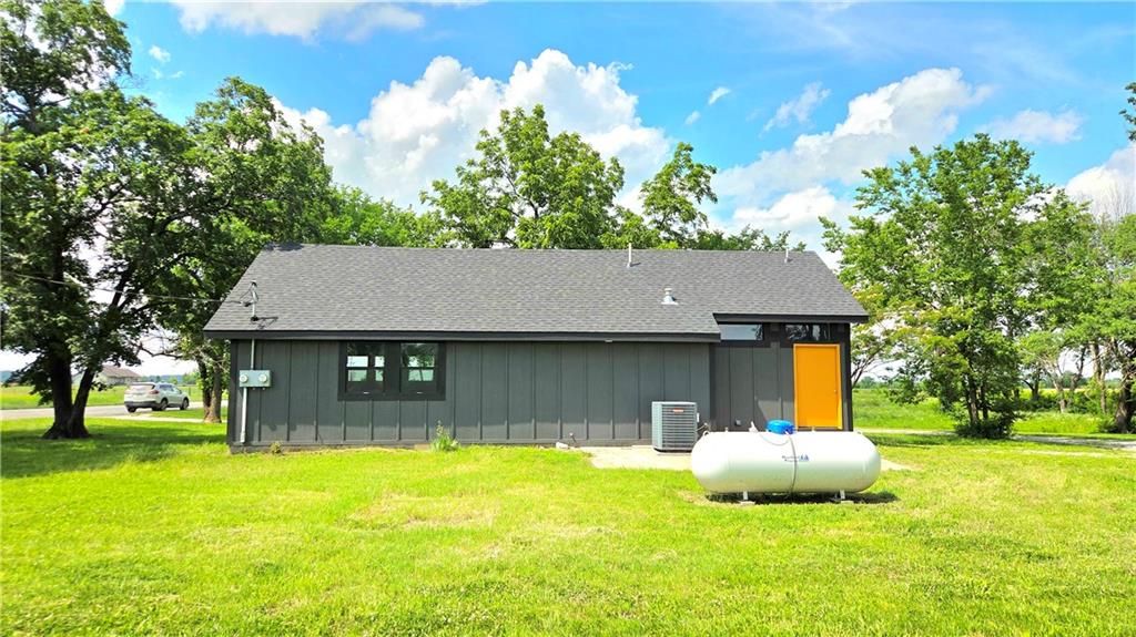 11345 Tucker Road Pleasanton, KS 66075 - Photo 13 of 19
