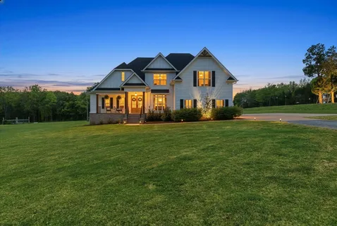 $969,000 | 6428 Simmons Bluff Road, Lebanon, TN 37090