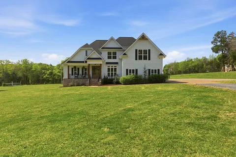 $969,000 | 6428 Simmons Bluff Road, Lebanon, TN 37090